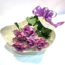 薔薇生花 8月葉月様 本日、誕生花は「皐月（サツキ）」。 皐月は、ツツジの仲間で